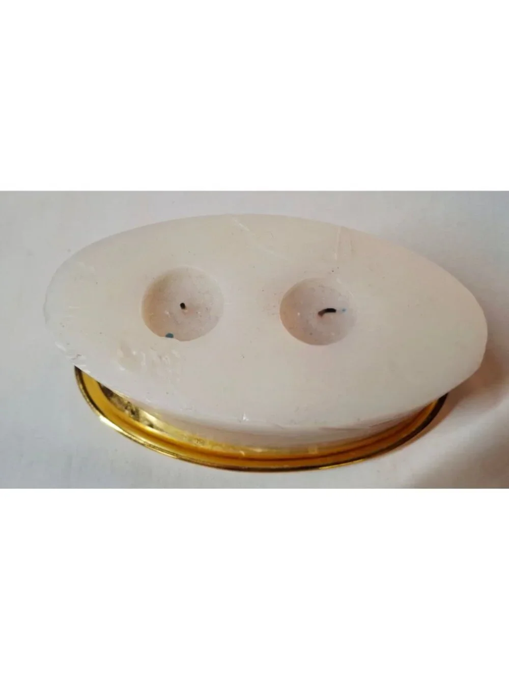 Illuminate Mini Oval Vanilla Candle Gift Set With Gold Holder